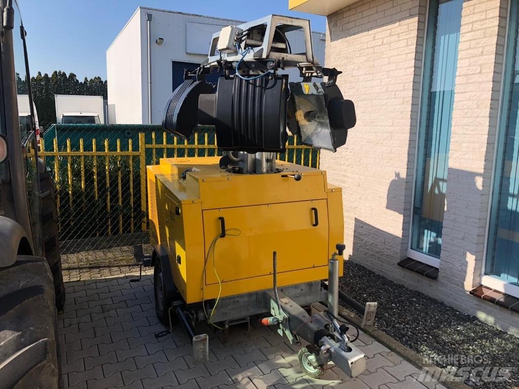 Atlas Copco QLTH40 조명타워