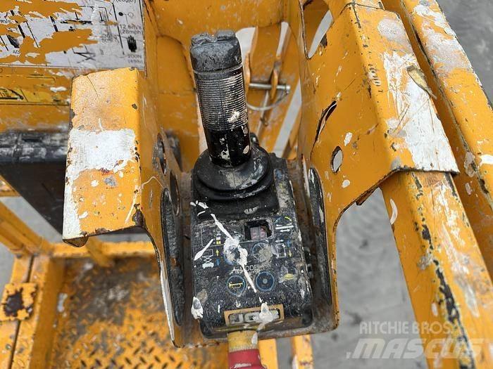 JCB S1930E 가위형 리프트