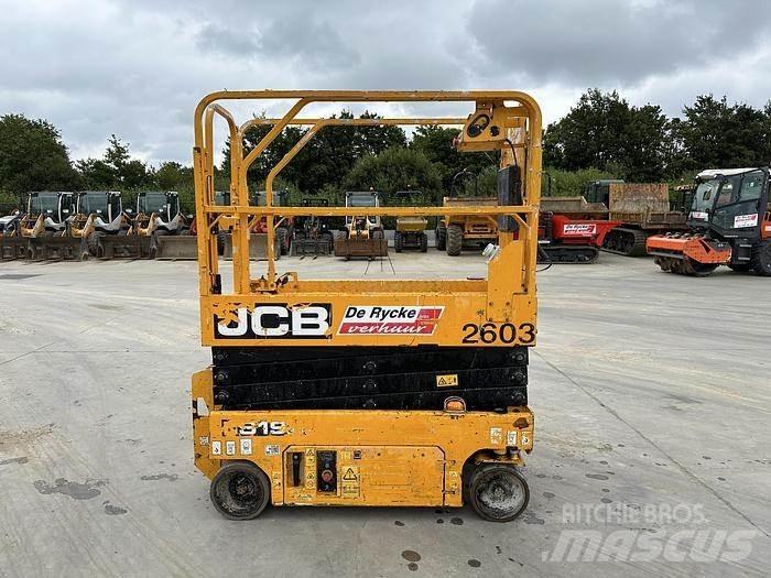 JCB S1930E 가위형 리프트