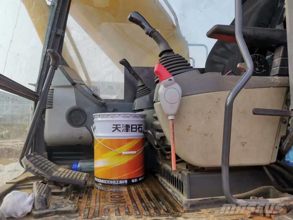 Komatsu pc220-8 대형 굴삭기 29톤 이상