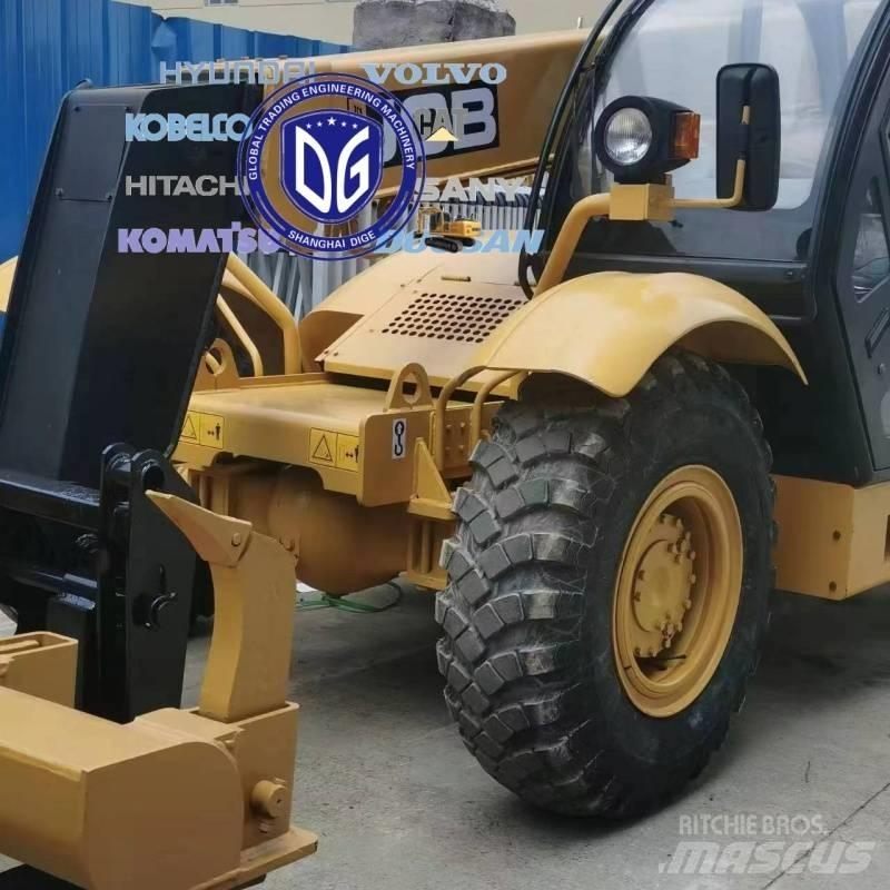JCB 535 텔러 핸들러