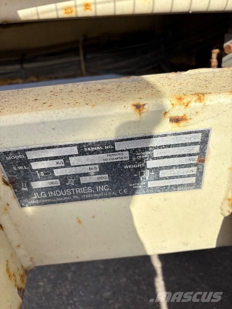 JLG 500 RTS 가위형 리프트