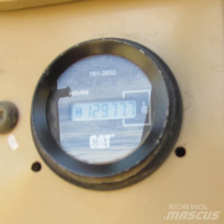 CAT 140 H 그레이더