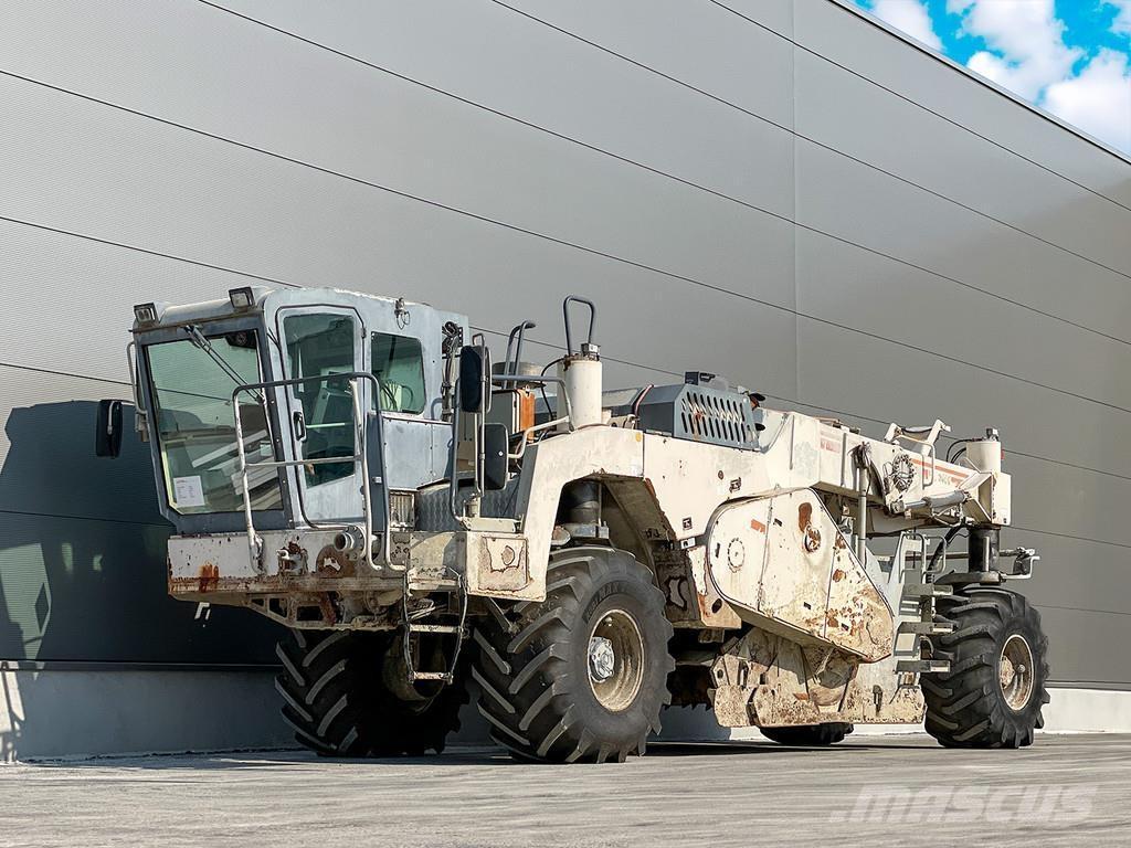Wirtgen WR 2400 아스팔트 리사이클러