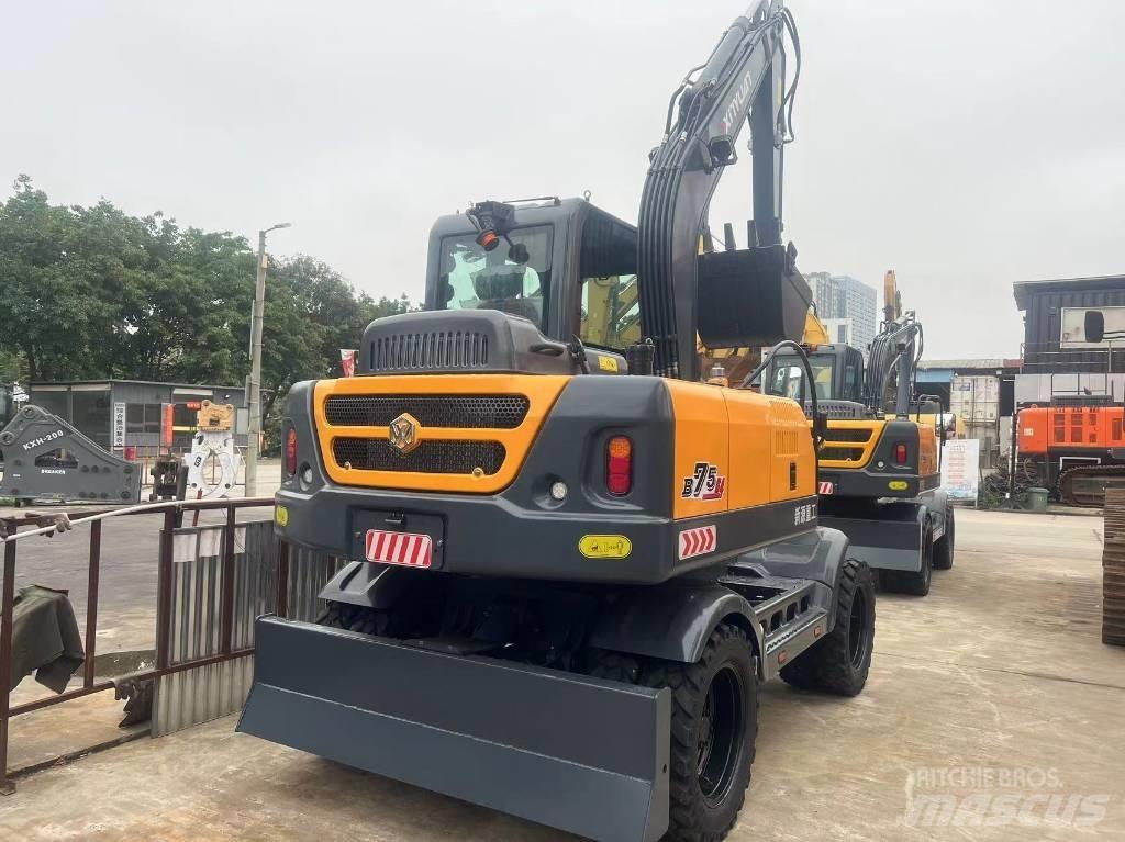 Xinyuan  B75G4 대형 굴삭기 29톤 이상