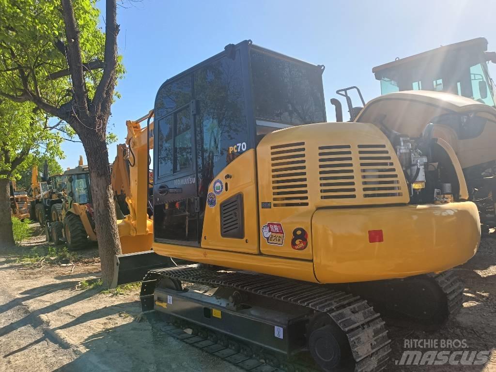 Komatsu PC 70 소형 굴삭기 7톤 미만