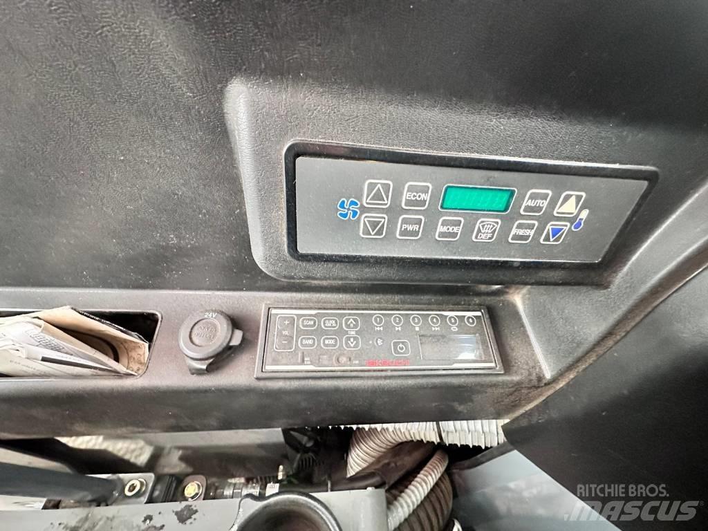 Takeuchi TB2150c 대형 굴삭기 29톤 이상
