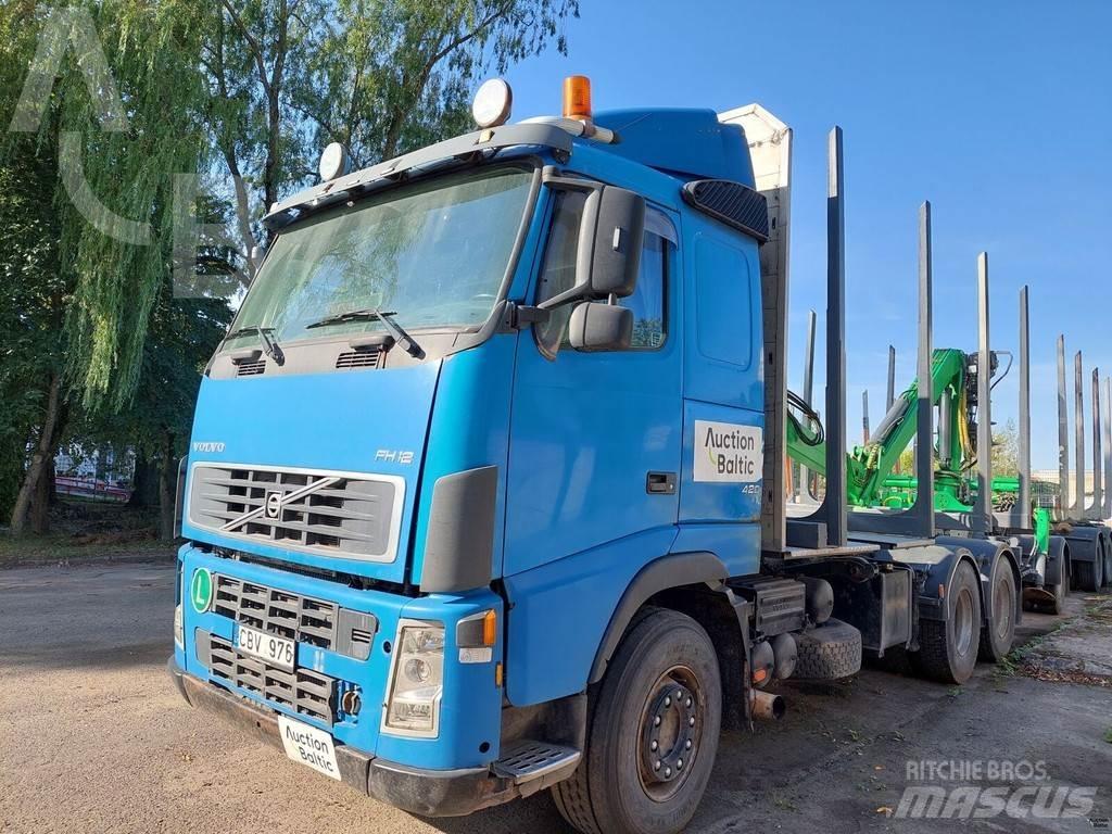 Volvo FH12 목재 트럭