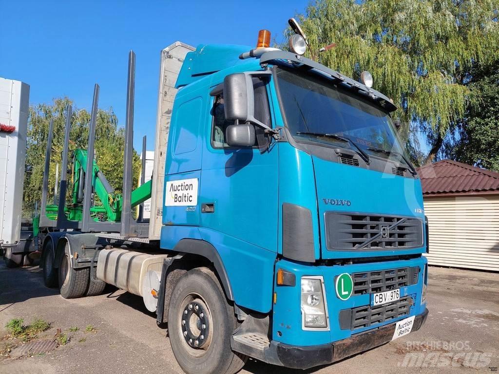Volvo FH12 목재 트럭