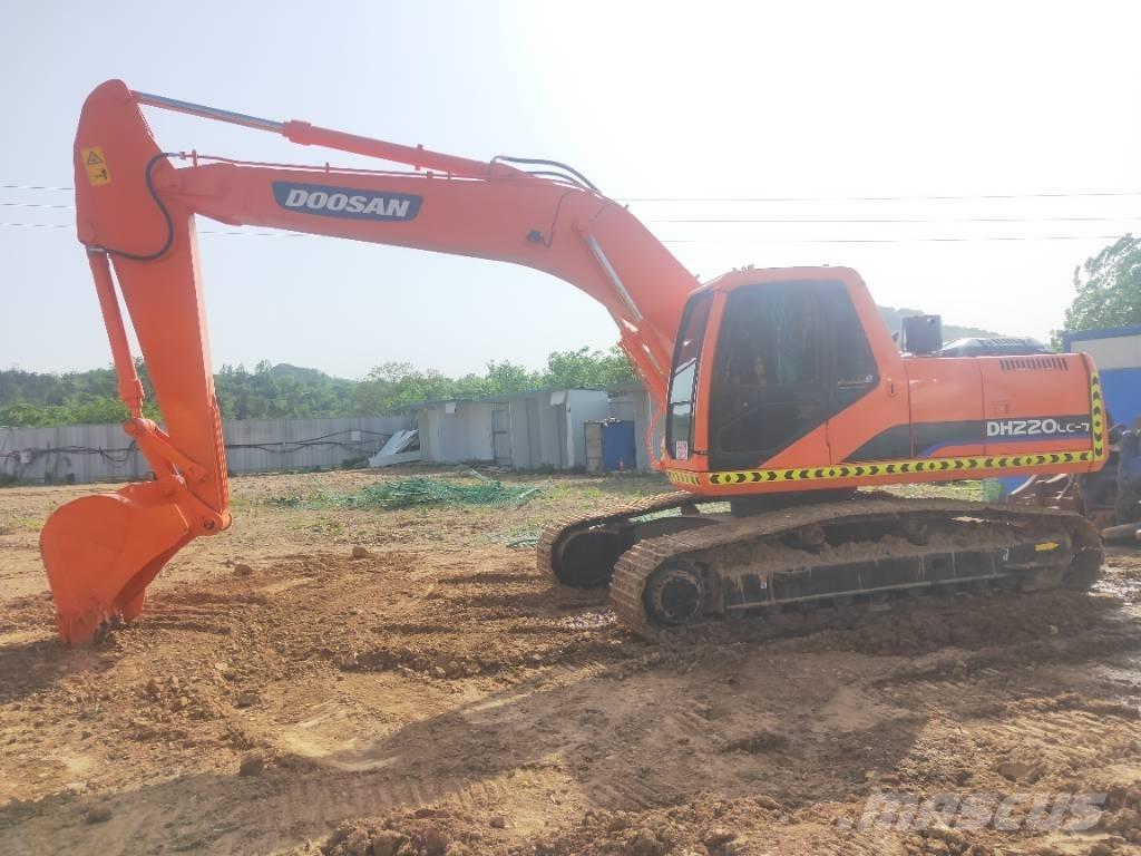 Doosan DH220LC-7 대형 굴삭기 29톤 이상