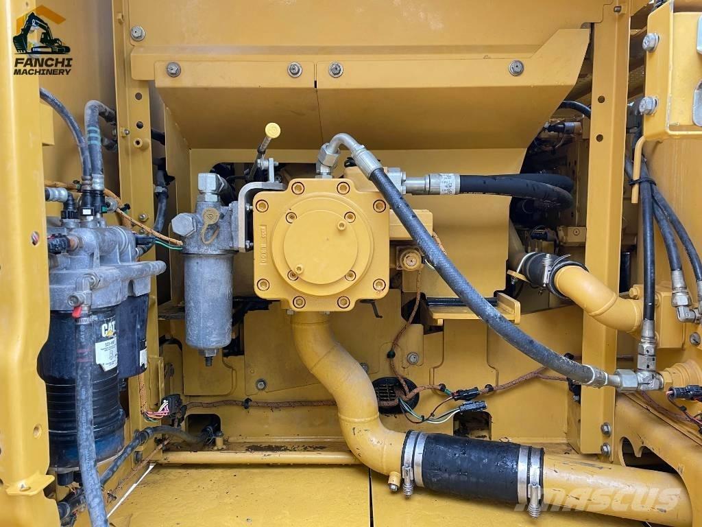 CAT 320 GC 대형 굴삭기 29톤 이상