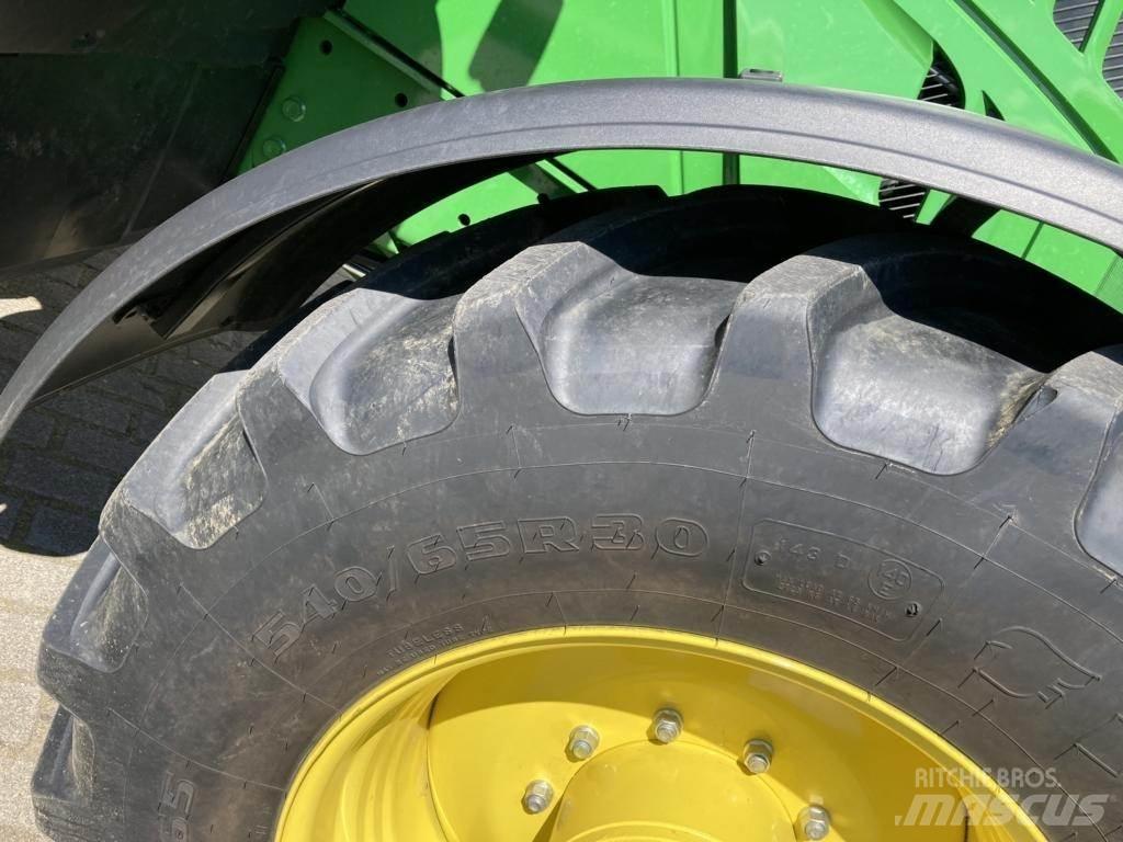 John Deere 6195M 트랙터