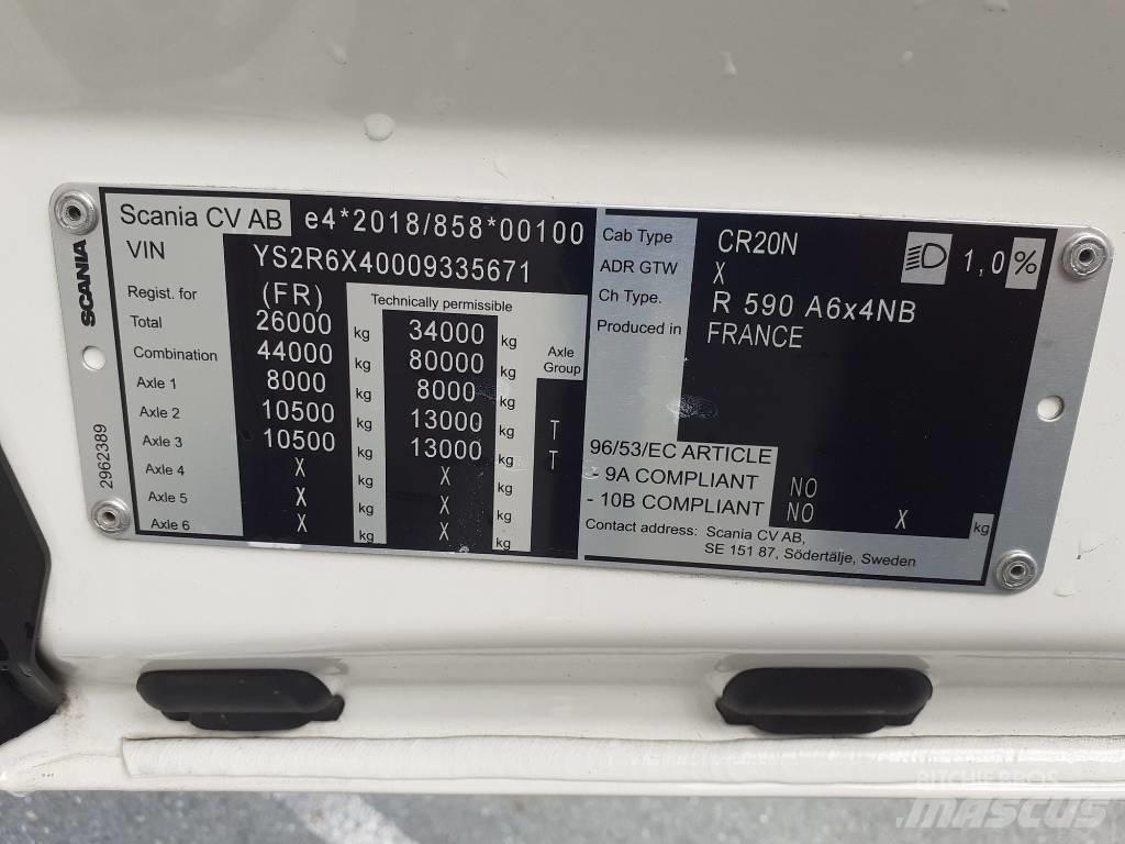 Scania R 590 V8 6x4 트랙터 유닛