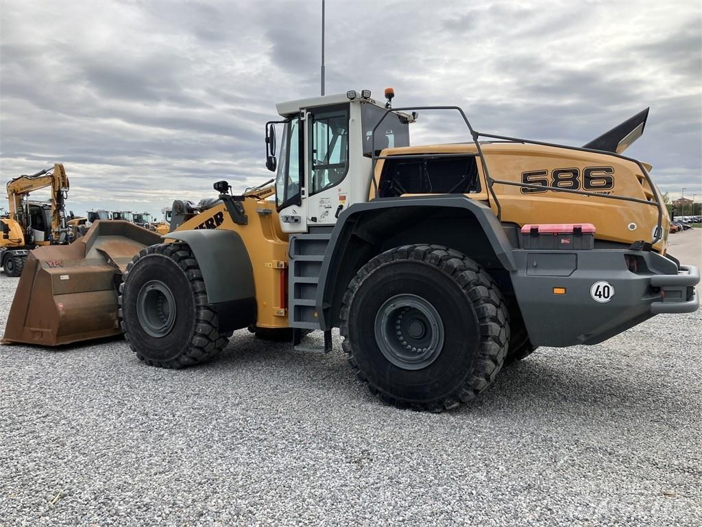 Liebherr L586 Xpower  휠로우더