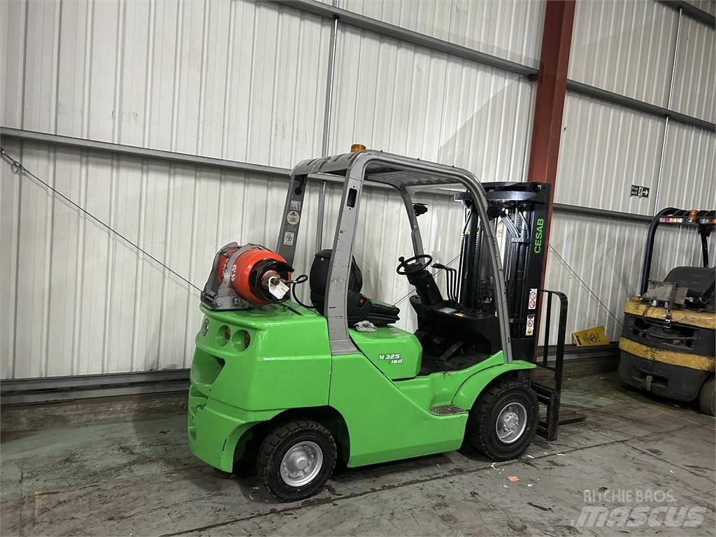Cesab M325G LPG 지게차