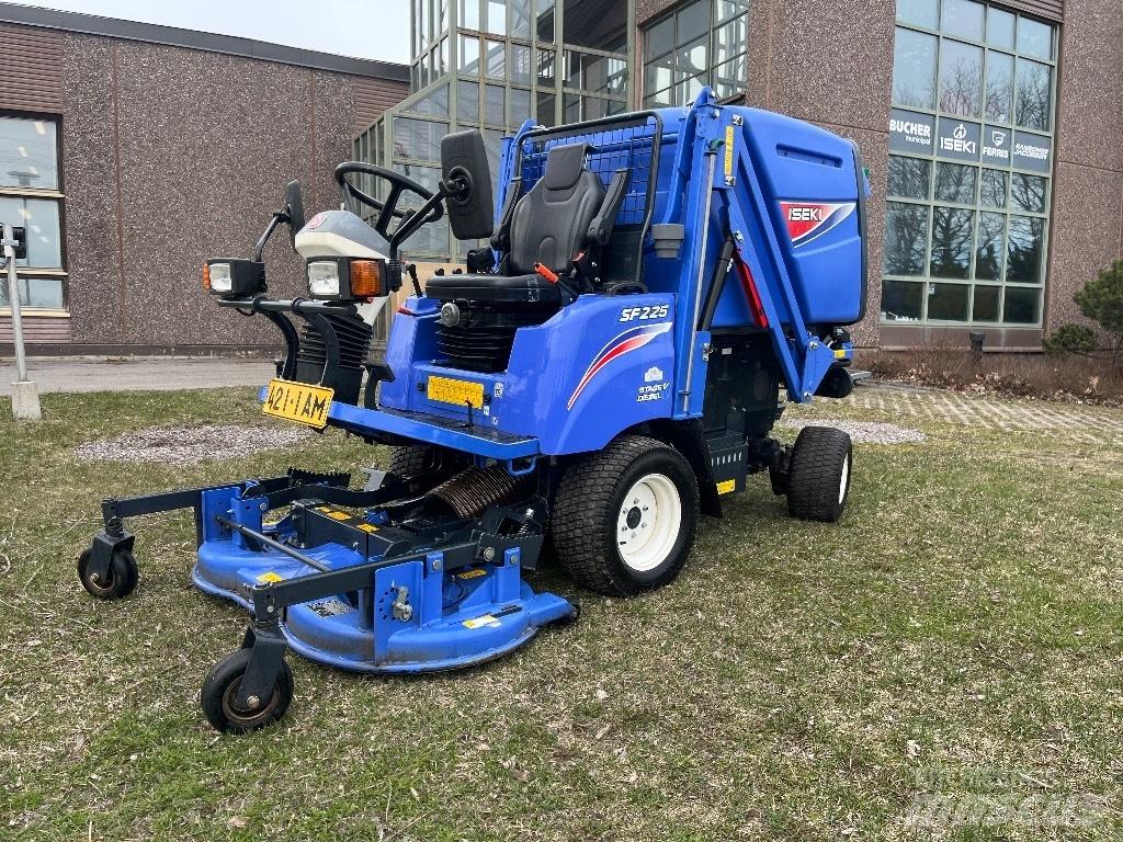 Iseki SF 225 탑승형 잔디깎기