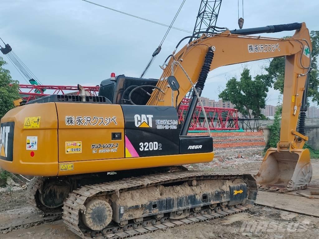 CAT 320 D 대형 굴삭기 29톤 이상