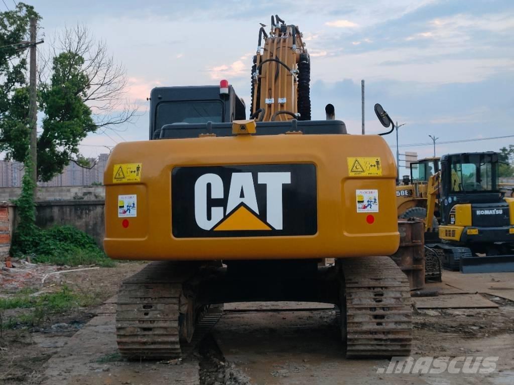 CAT 320 D 대형 굴삭기 29톤 이상