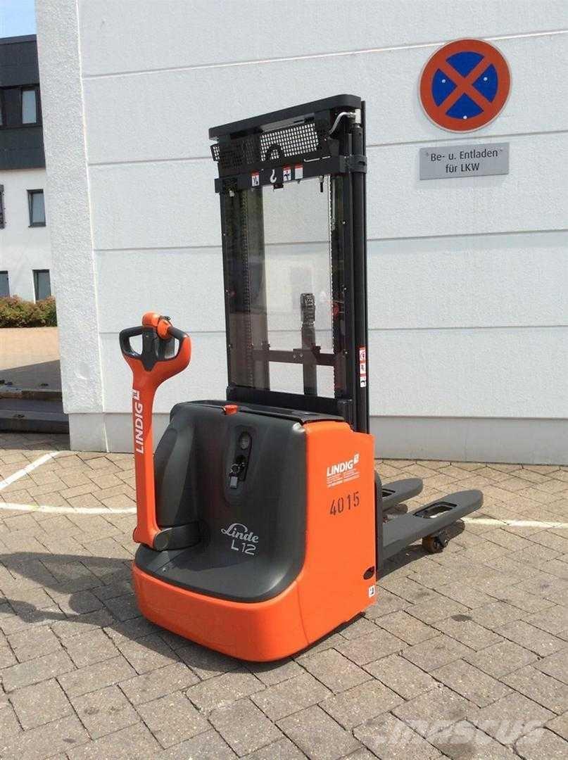 Linde L12I 보행식 리치 지게차