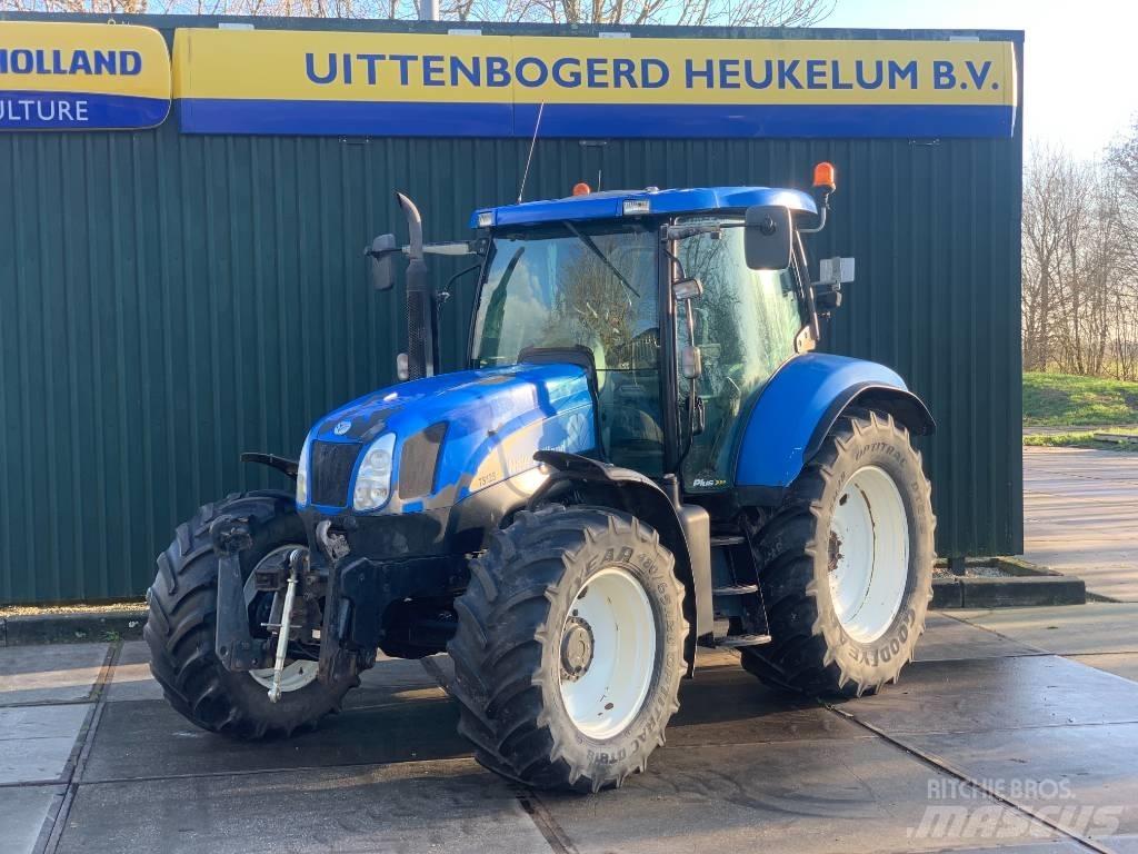 New Holland TS 125 A 트랙터