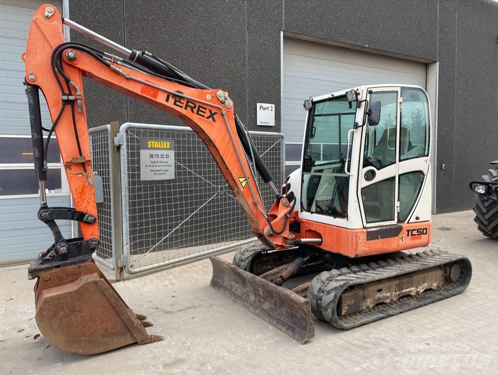 Terex TC50 소형 굴삭기 7톤 미만