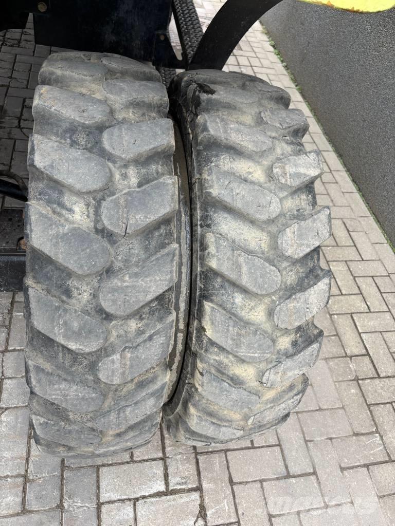 CAT M 320 F  휠 굴삭기