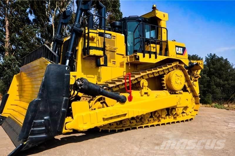 CAT D10T 크롤러 도저