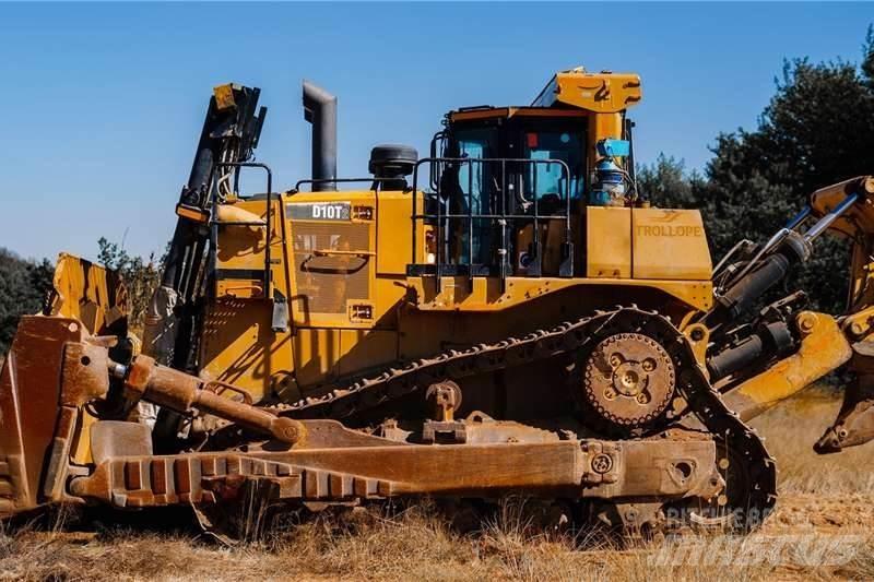 CAT D10T 크롤러 도저