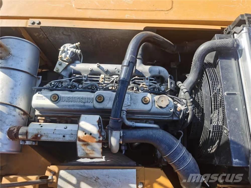 Sany SY215-9 대형 굴삭기 29톤 이상