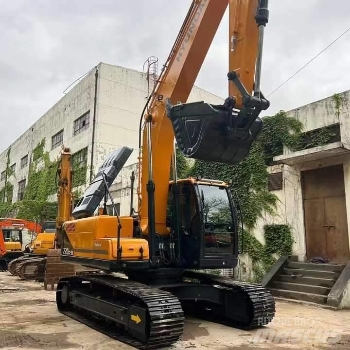 Hyundai R220LC-9S 대형 굴삭기 29톤 이상