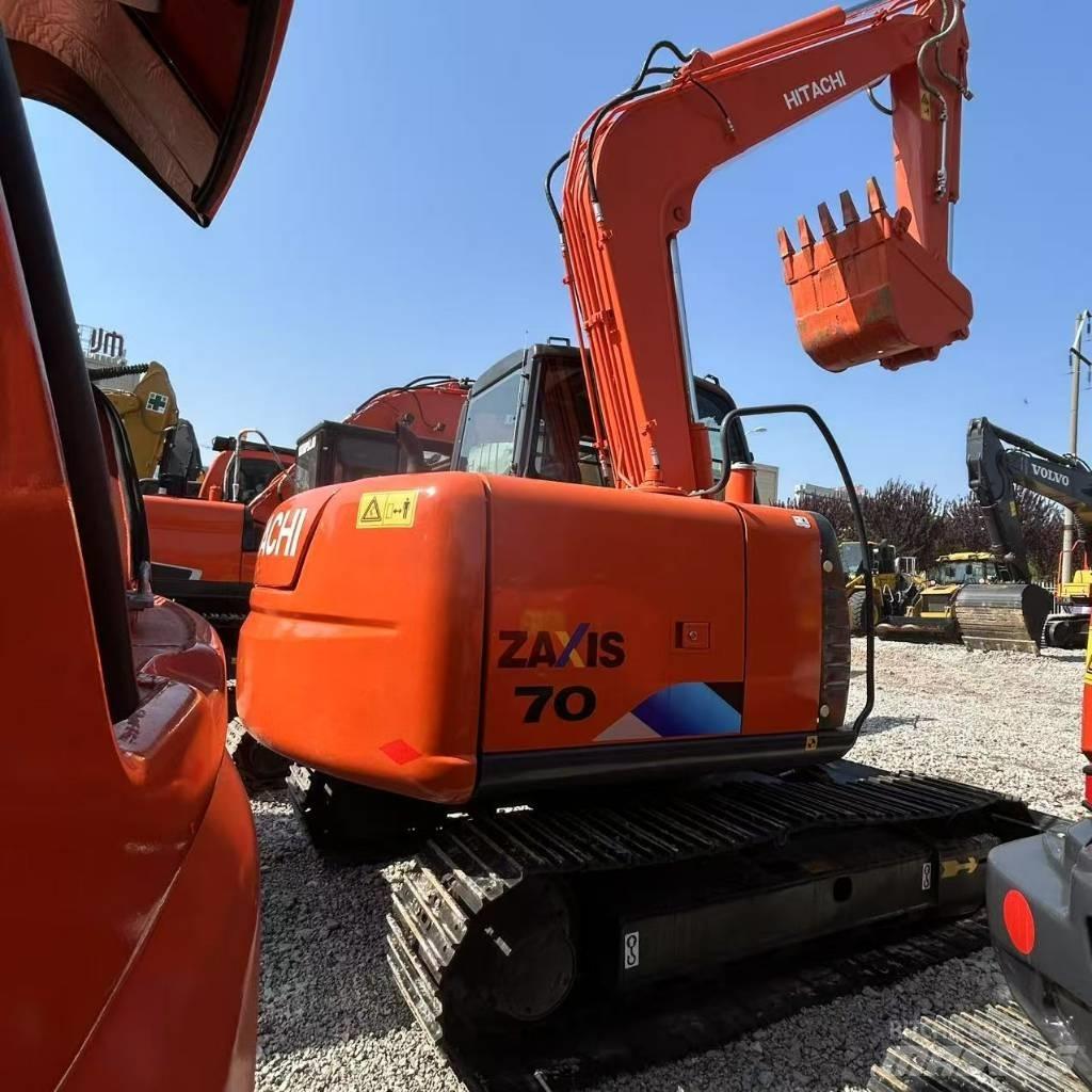 Hitachi ZX 70 대형 굴삭기 29톤 이상