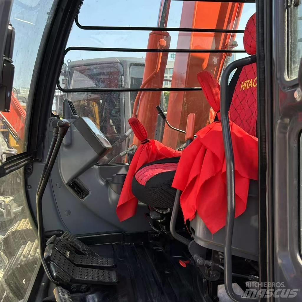 Hitachi ZX 70 대형 굴삭기 29톤 이상
