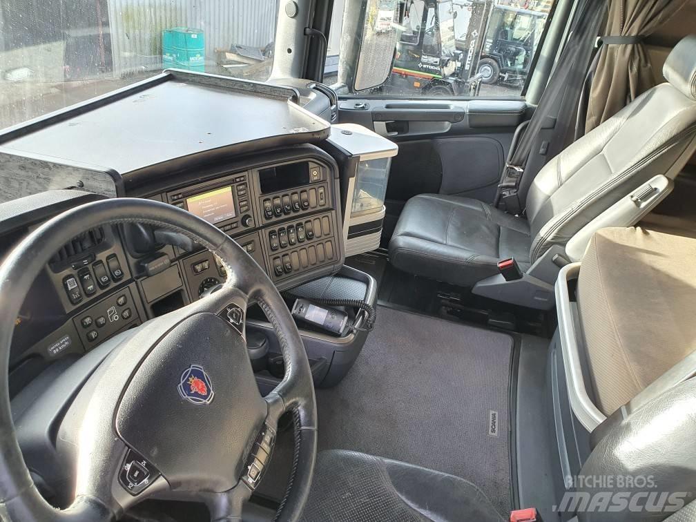 Scania R 490 우드칩 트럭