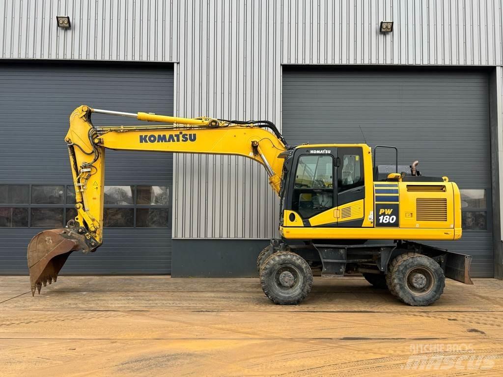 Komatsu PW180-11  휠 굴삭기