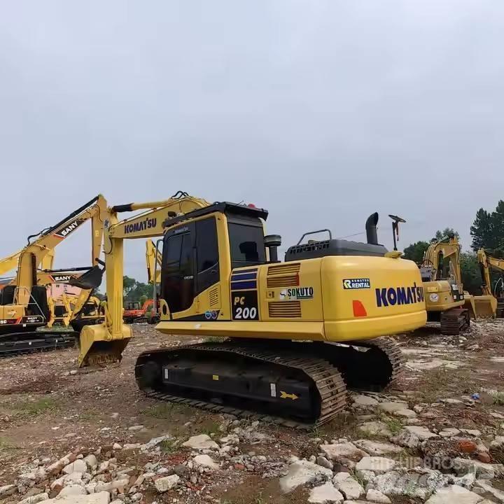 Komatsu PC200 중형굴삭기 7톤-28톤