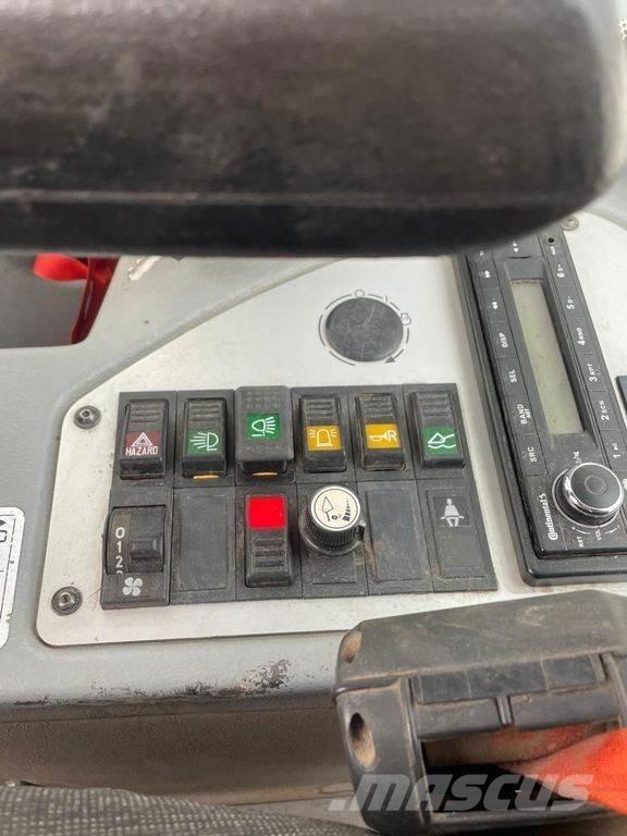Terex TL70  휠로우더