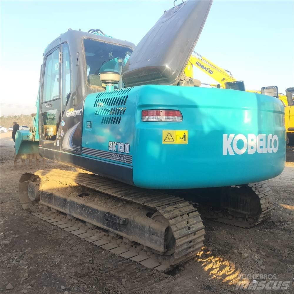 Kobelco SK 130 대형 굴삭기 29톤 이상