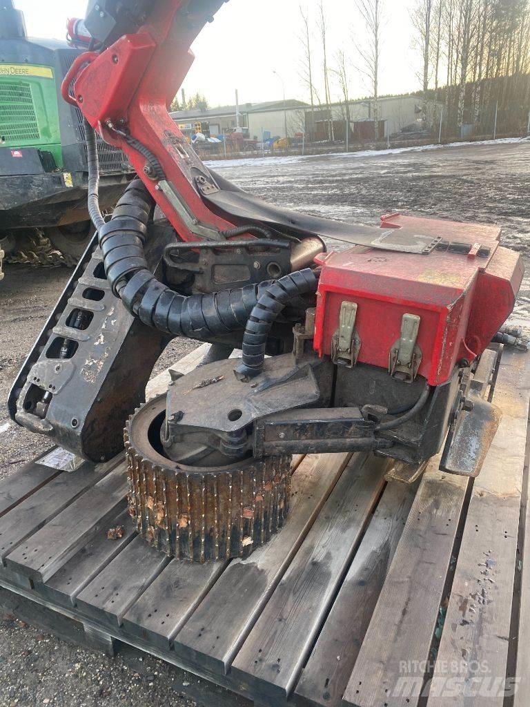 Komatsu S132 하비스터 헤드