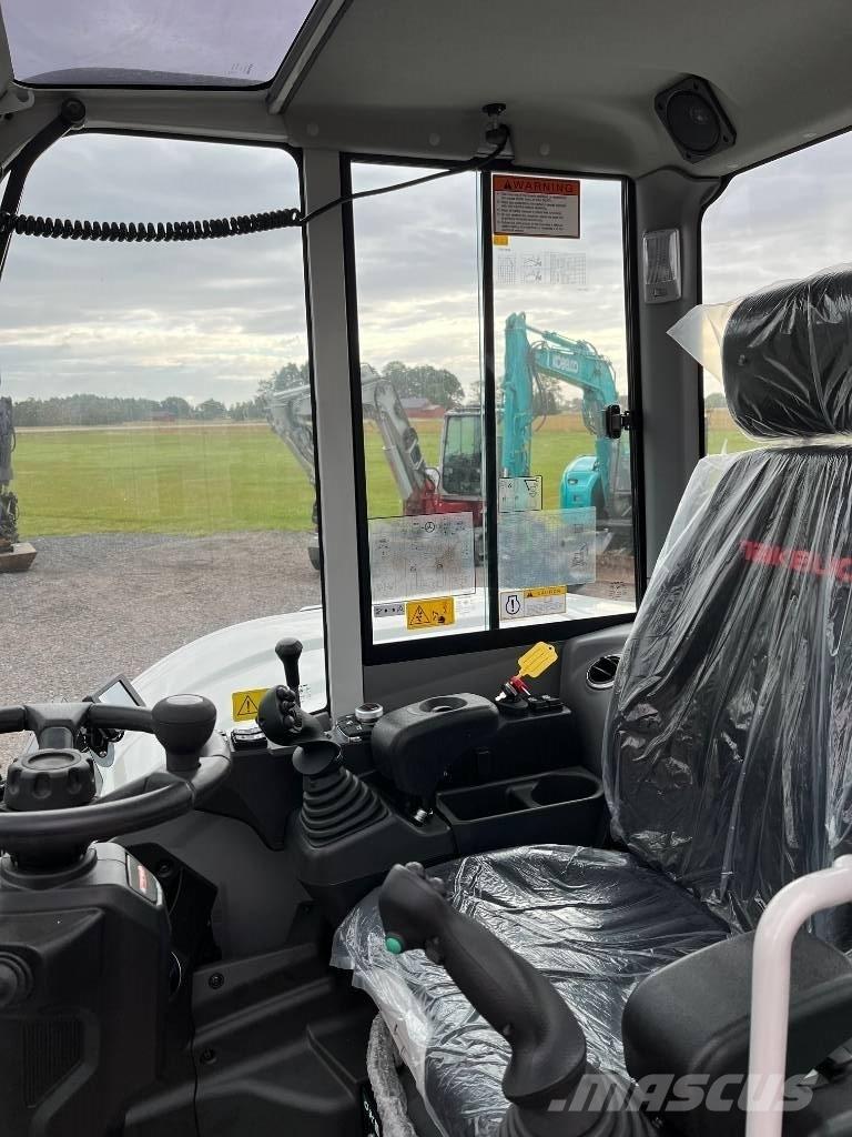 Takeuchi TB 370 W  휠 굴삭기