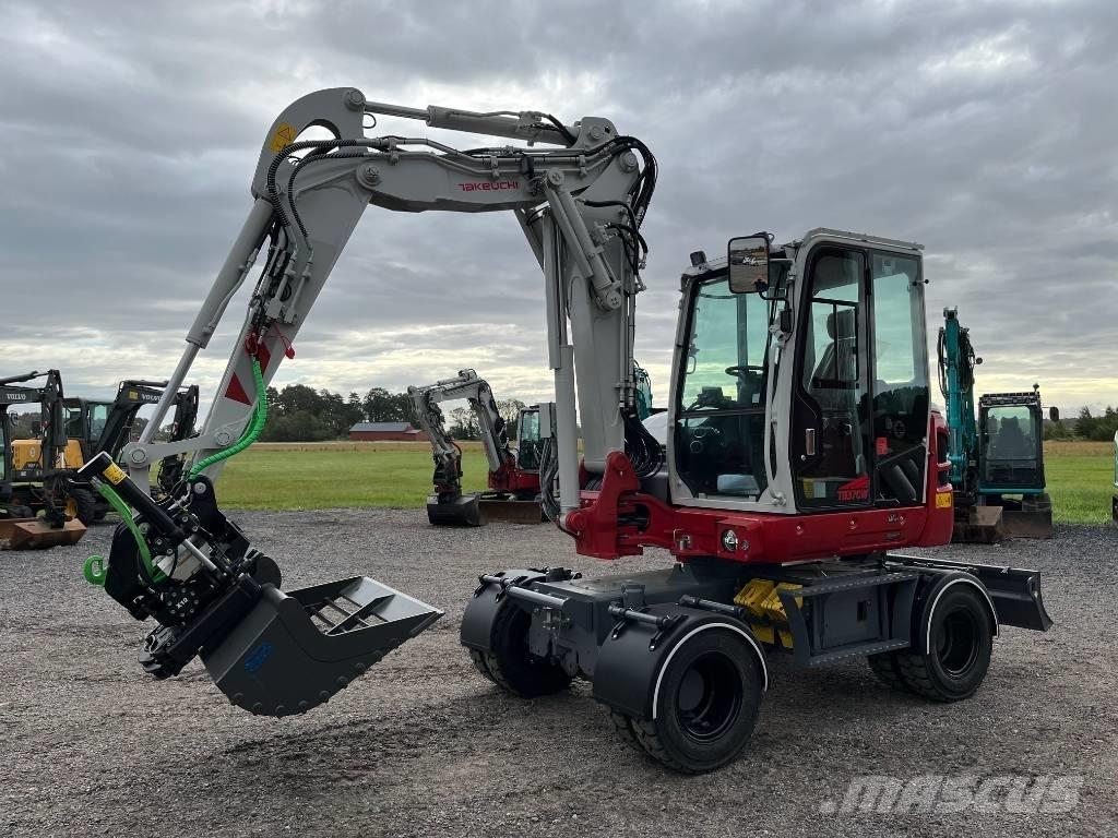 Takeuchi TB 370 W  휠 굴삭기