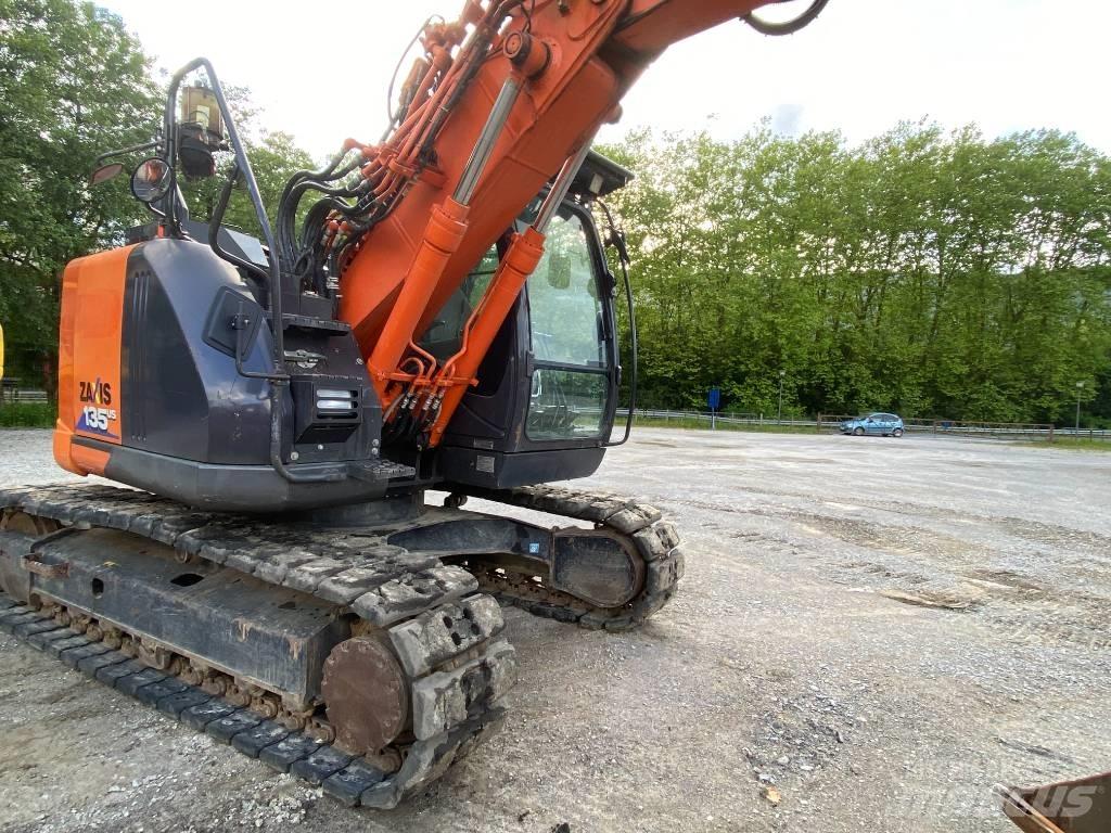 Hitachi ZX 135 US-6 대형 굴삭기 29톤 이상