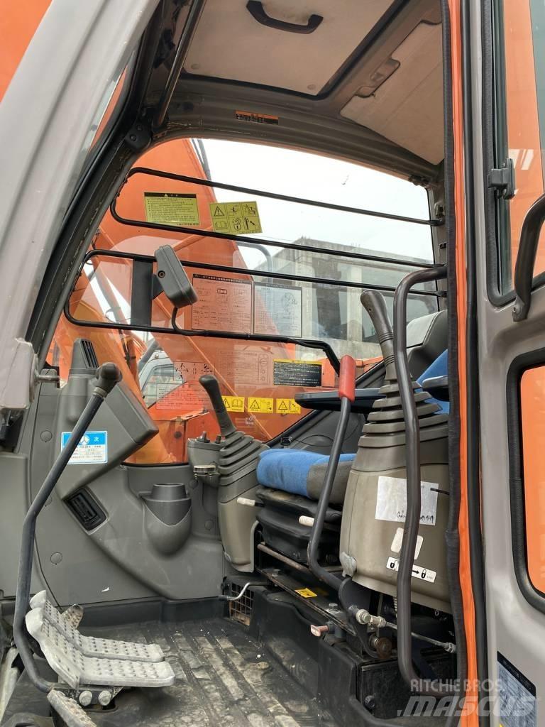 Hitachi 135 대형 굴삭기 29톤 이상