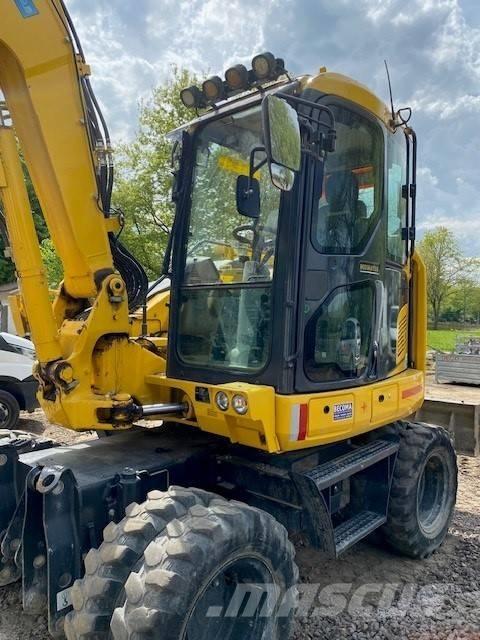 Komatsu PW 98 MR-11  휠 굴삭기