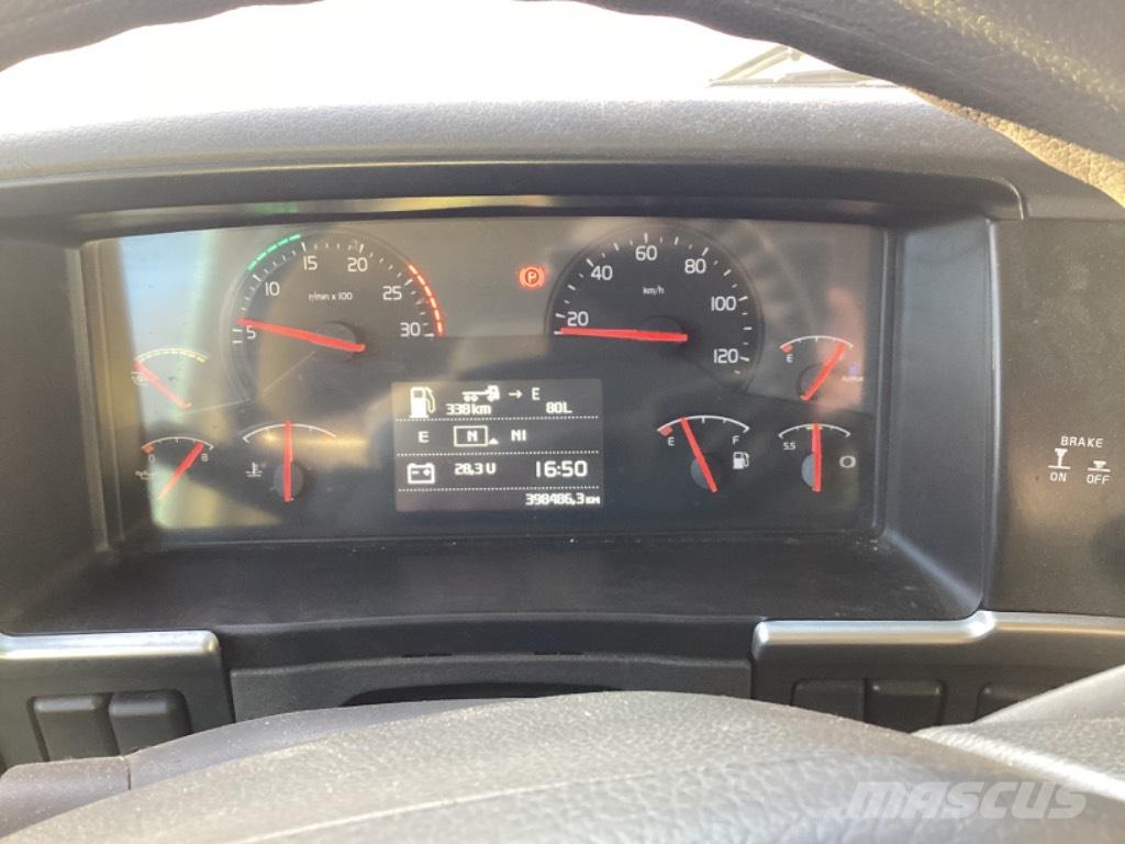 Volvo FM 330 탑차 트럭