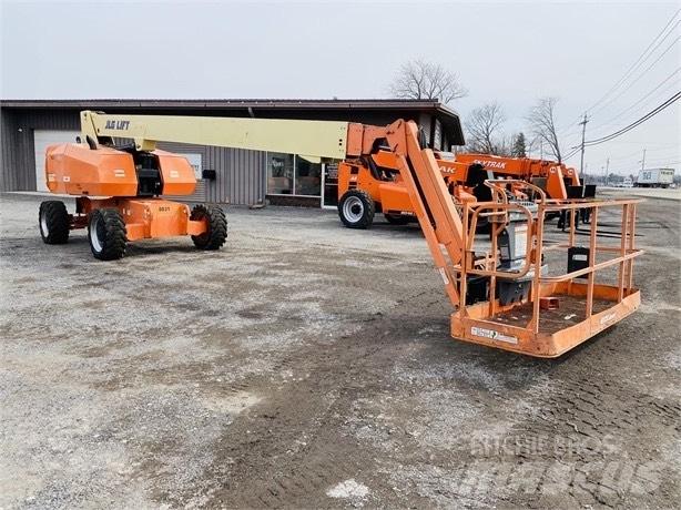 JLG 860 SJ 견인식 전동이동 리프트