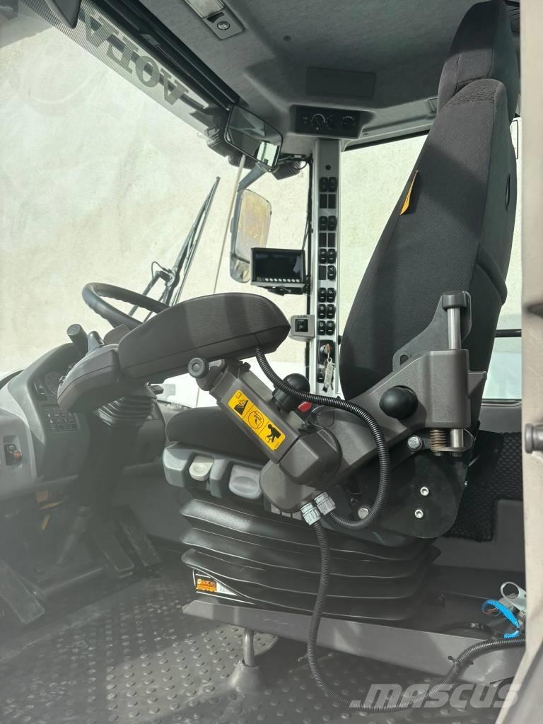 Volvo L90H Agri  휠로우더