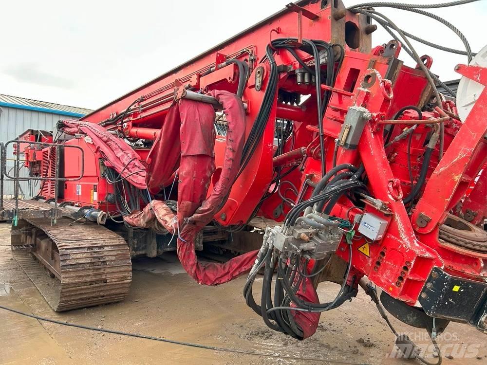 Soilmec SR70 말뚝설치기