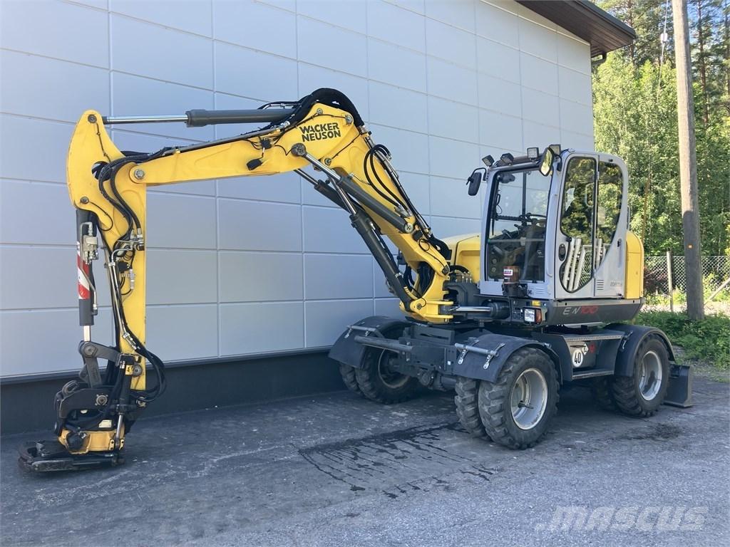 Wacker Neuson EW 100  휠 굴삭기