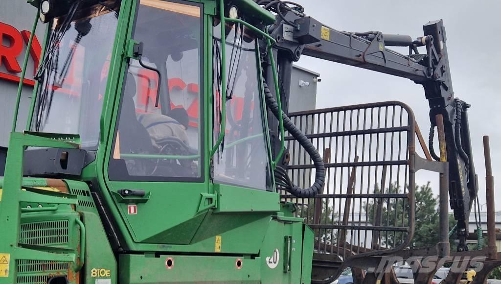 John Deere 810 E 원목 포워더