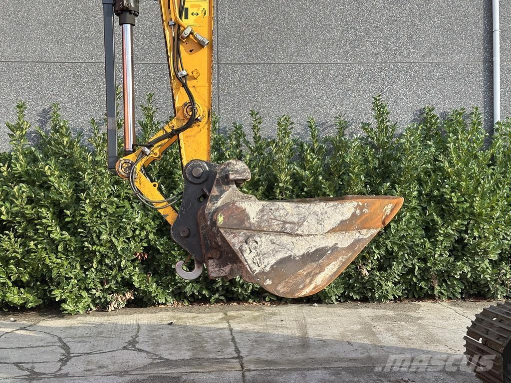 JCB JZ141LC 특수 굴삭기